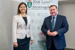 Soziallandesrätin Doris Kampus und Bildungslandesrat Werner Amon. © Land Steiermark/Robert Binder; Verwendung bei Quellenangabe honorarfrei Soziallandesrätin Doris Kampus und Bildungslandesrat Werner Amon.