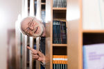 Die Steiermärkische Landesbibliothek bietet Schulungen für die Generation 55+ an.  © Gettyimages_LightFieldStudios