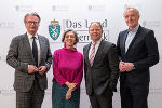 LH Christopher Drexler, Aufsichtsratsvorsitzende Elisabeth Freismuth, Geschäftsführer Bernhard Rinner und Stadtrat Günter Riegler (v.l.) © Land Steiermark/Robert Binder; Verwendung bei Quellenangabe honorarfrei LH Christopher Drexler, Aufsichtsratsvorsitzende Elisabeth Freismuth, Geschäftsführer Bernhard Rinner und Stadtrat Günter Riegler (v.l.)