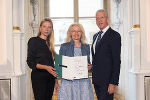 Ehrung von Sportlerinnen und Sportlern in der Aula der Alten Universität: Juliane Bogner-Strauß, Denise Flor, Gerhard Widmann