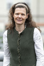 Mag.<sup>a</sup> Dr.<sup>in</sup> Karoline Schlögl