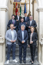 Die LandessportreferentInnen trafen sich in Graz: 1 Reihe: Gastgeber LR Karlheinz Kornhäusl, BM Werner Kogler, LR Martina Rüscher 2. Reihe: LH-Stv. Udo Landbauer, LR Martin Zauner, LR Heinrich Dorner 3. Reihe: Stadtrat Peter Hacker und LR Markus Achleitner (v.l.) © Foto: Land Steiermark/Binder; bei Quellenangabe honorafrei Die LandessportreferentInnen trafen sich in Graz: 1 Reihe: Gastgeber LR Karlheinz Kornhäusl, BM Werner Kogler, LR Martina Rüscher 2. Reihe: LH-Stv. Udo Landbauer, LR Martin Zauner, LR Heinrich Dorner 3. Reihe: Stadtrat Peter Hacker und LR Markus Achleitner (v.l.)