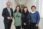Landeshauptmann Christopher Drexler, stellvertretende Vorsitzende Gunilla Plank, Vorsitzende Edith Draxl, Landesrätin Ursula Lackner (v.l.n.r.) © Land Steiermark/Binder; bei Quellenangabe honorarfrei Landeshauptmann Christopher Drexler, stellvertretende Vorsitzende Gunilla Plank, Vorsitzende Edith Draxl, Landesrätin Ursula Lackner (v.l.n.r.)