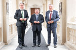 LH Christopher Drexler, LR Werner Amon, LH-Stv. Anton Lang (von links). © Land Steiermark/ Binder