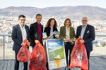 Laden zum "Großen steirischen Frühjahrsputz": Andreas Säumel (WKO Steiermark), Christian Schreyer (Abfallwirtschafts-Dachverband), Ingrid Winter (Land Steiermark), LR Simone Schmiedtbauer und Gerhard Koch (ORF) (v.l.)