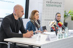 Michael Zimmer, LR Simone Schmiedtbauer und Kerstin Dremel (v.l.) stellten die neue Kampagne im Medienzentrum Steiermark vor.