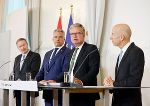Ökonom Christian Helmenstein, Bundeskanzler Karl Nehammer, Landeshauptmann Christopher Drexler und Bundesminister Martin Kocher (v.l.) © Foto: BKA/ Dragan Tatic; bei Quellenangabe honorarfrei