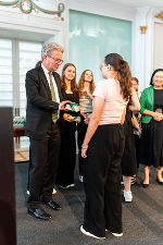 Empfang: LH Christopher Drexler zeichnete steirische Schülerinnen und Schüler in der Aula der Alten Universität aus