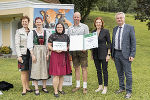 Maria Pein (Vize-Präs. der LK), TSO Karoline Schlögl, Preisträger Angela und Johannes Narnhofer, LR Simone Schmiedtbauer und LH-Stv. Anton Lang (v.l.)