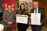 Überreichung der Tierschutzpreise des Landes Steiermark: LH-Stv. Anton Lang gratulierte Angelika Meister zur Auszeichnung. © Land Steiermark/Zick; Verwendung bei Quellenangabe honorarfrei Überreichung der Tierschutzpreise des Landes Steiermark: LH-Stv. Anton Lang gratulierte Angelika Meister zur Auszeichnung.