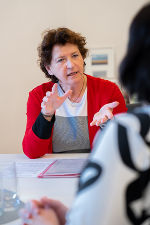 Umweltlandesrätin Ursula Lackner: „Das Land Steiermark garantiert, dass alle Steirerinnen und Steirer, die ihre Heizung tauschen wollen, auch die entsprechende Unterstützung bekommen!“ © Land Steiermark/Christoph Purgstaller; Verwendung bei Quellenangabe honorarfrei Umweltlandesrätin Ursula Lackner: „Das Land Steiermark garantiert, dass alle Steirerinnen und Steirer, die ihre Heizung tauschen wollen, auch die entsprechende Unterstützung bekommen!“
