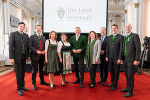 Die gesamte steirische Landesregierung, angeführt von LH Kunasek und LH-Stv. Manuela Khom, war ebenso beim Festakt zum Landesfeiertag wie auch Landtagspräsident Gerald Deutschmann. © Land Steiermark/Robert Binder; Verwendung bei Quellenangabe honorarfrei Die gesamte steirische Landesregierung, angeführt von LH Kunasek und LH-Stv. Manuela Khom, war ebenso beim Festakt zum Landesfeiertag wie auch Landtagspräsident Gerald Deutschmann.